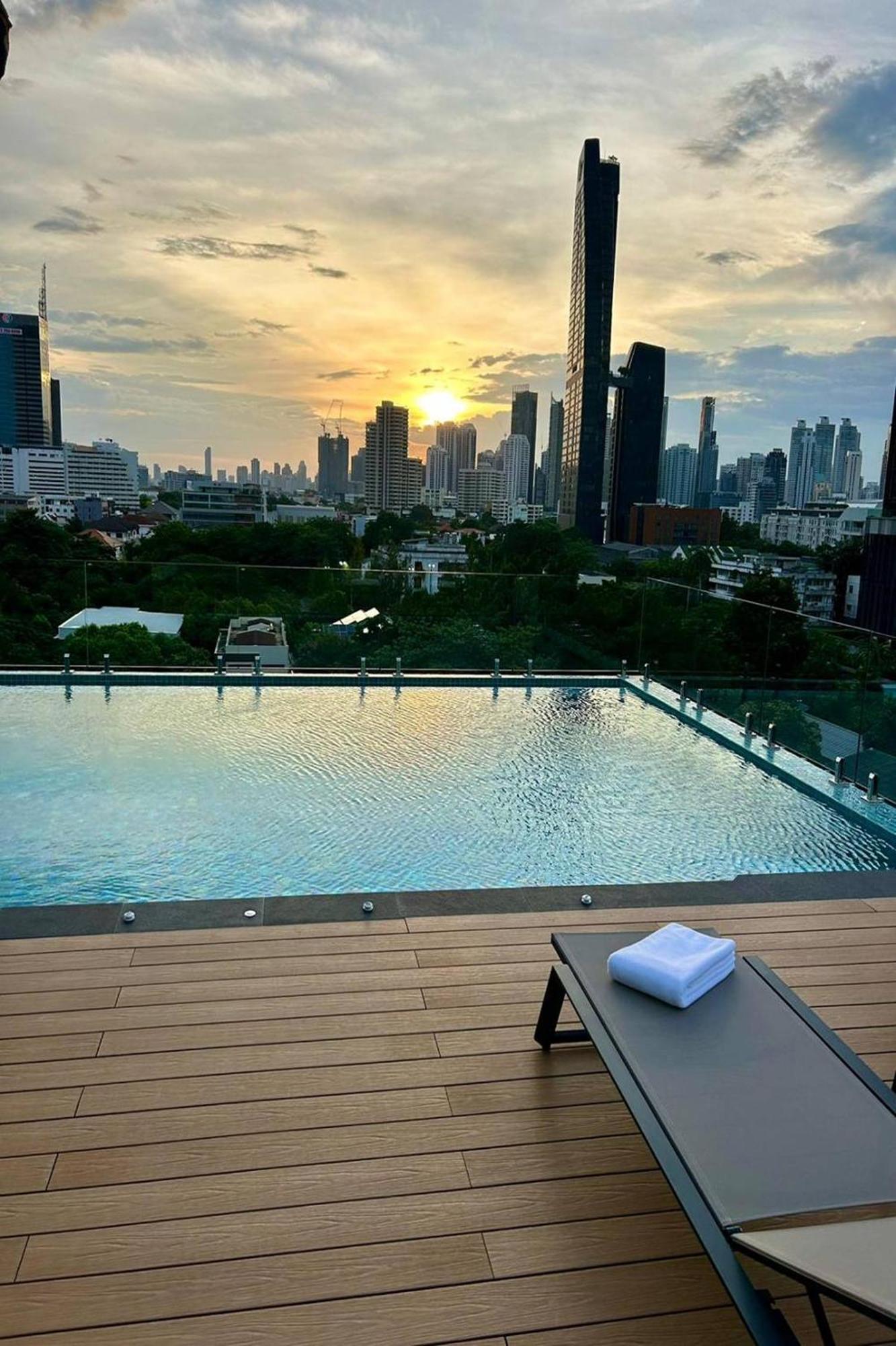 The Sacha Apart-Hotel Thonglor Bangkok Bagian luar foto